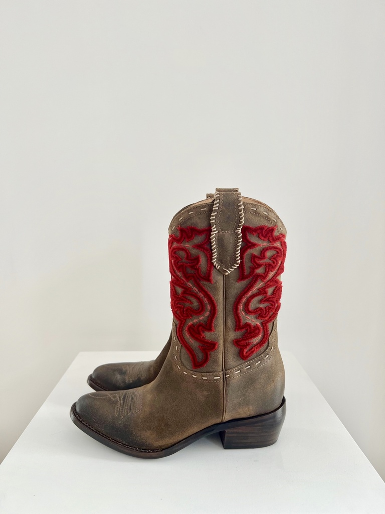 DAMY LEON BOTTES COURTES
